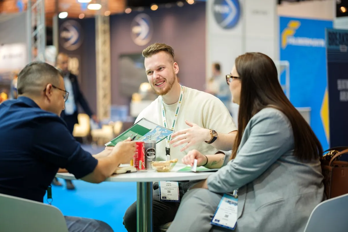 Attendees network during a NextWave session at Breakbulk Europe.