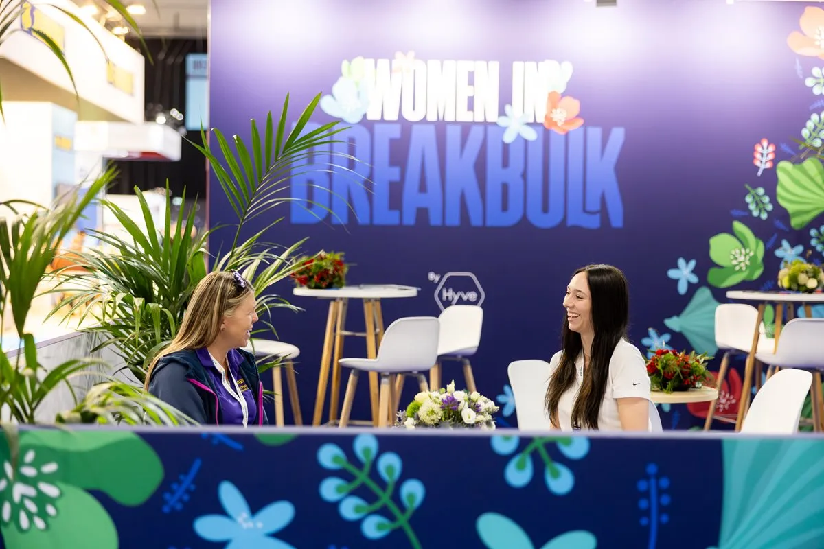 Women in Breakbulk networking at Breakbulk Europe for project cargo and logistics professionals